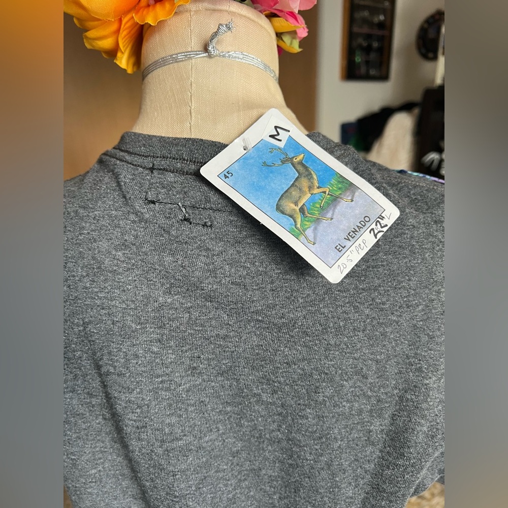 Ransom Note Letters Crop Tee - Picture 6 of 11